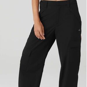 ALO Yoga Women's Black All That Trouser